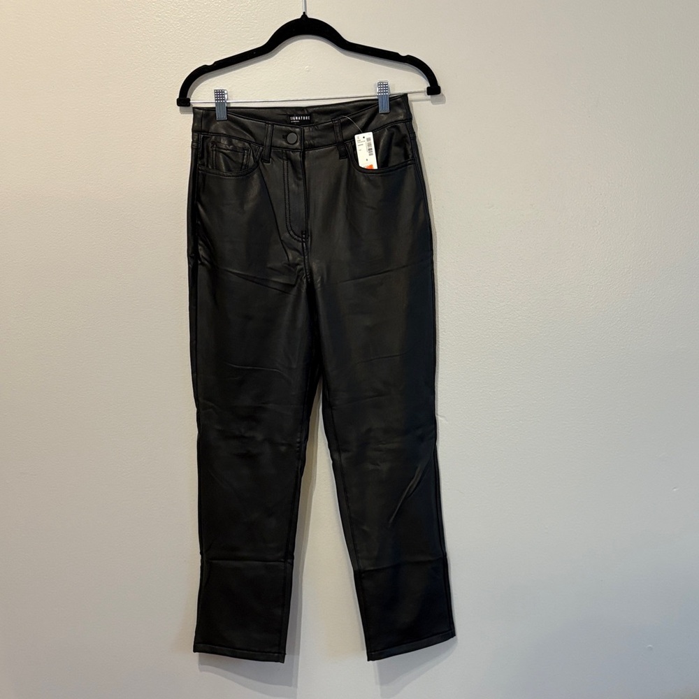 Reitmans Signature Black Leatherette Pants